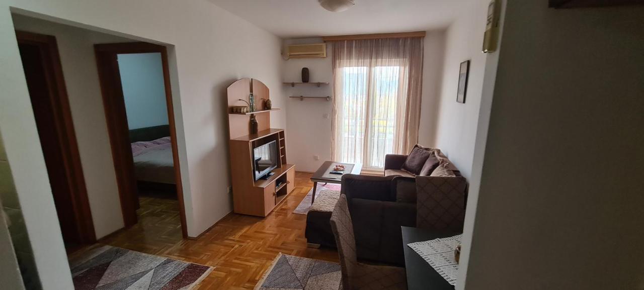 Apartman Velimir Stari Aerodrom Подгорица Екстериор снимка