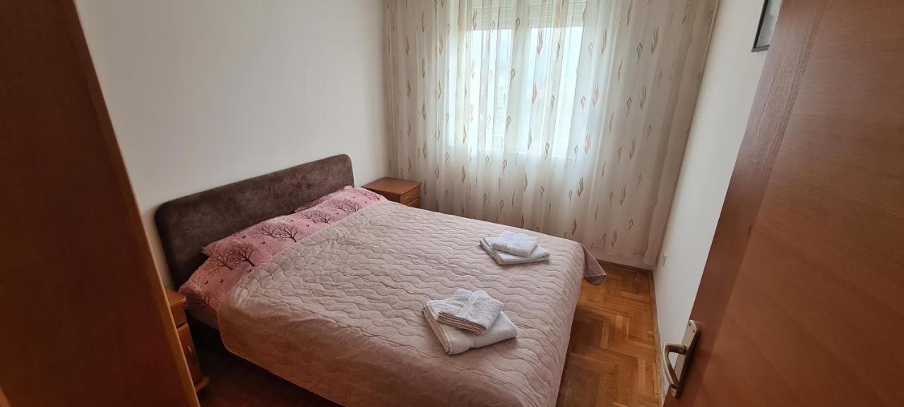 Apartman Velimir Stari Aerodrom Подгорица Екстериор снимка