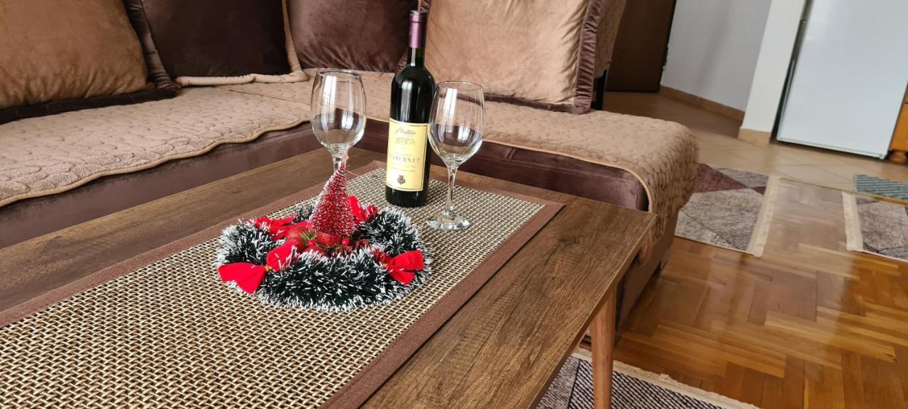 Apartman Velimir Stari Aerodrom Подгорица Екстериор снимка